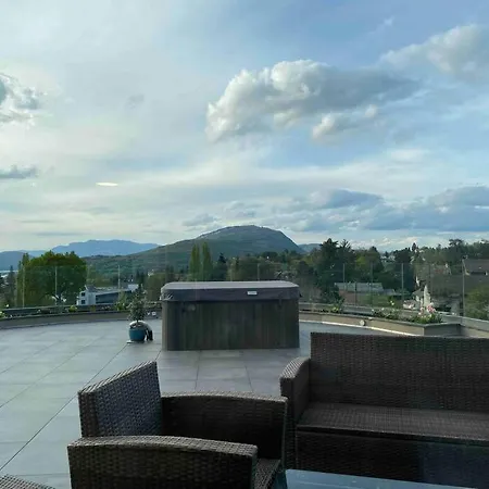 Incroyable Terrasse Vue Lac アパート エクスレバン